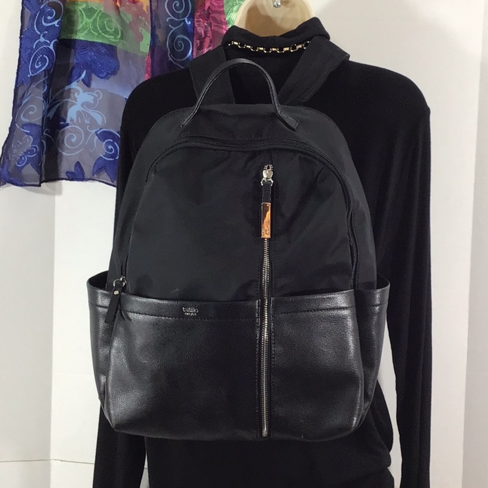 Tutilo black nylon multi pocket backpack